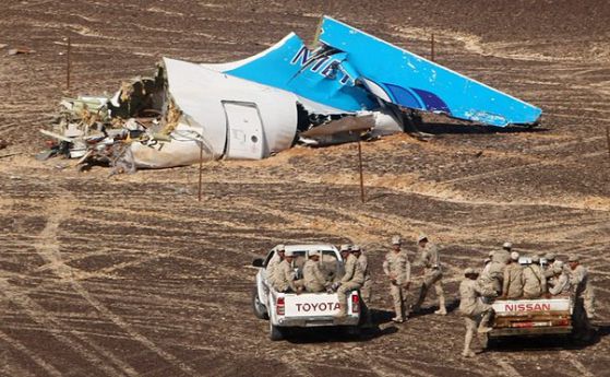 Камерън: Бомба е свалила руския самолет над Синай