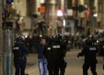 Терористи под обсада край Париж: Камикадзе се взриви, полицаи са ранени (снимки, обновена)