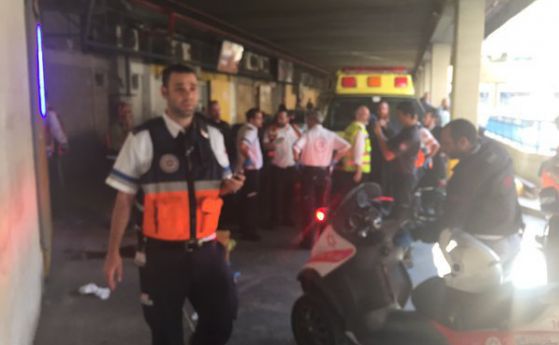 Мъж нахлу с нож в сградата на руска телевизия в Тел Авив, двама са убити