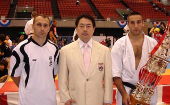 Захари Дамянов стана световен шампион в абсолютна категория по киокушин карате