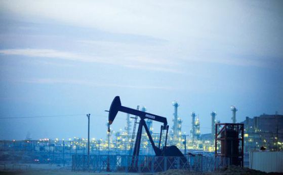 Саудитска Арабия пак е първа в света по нефтодобив