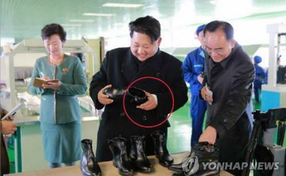 Ким Чен-ун: Нашите обувки - най-добри света