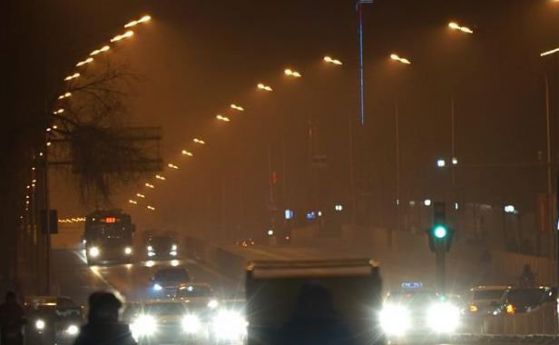 В Пекин обявиха червен код заради замърсяване на въздуха