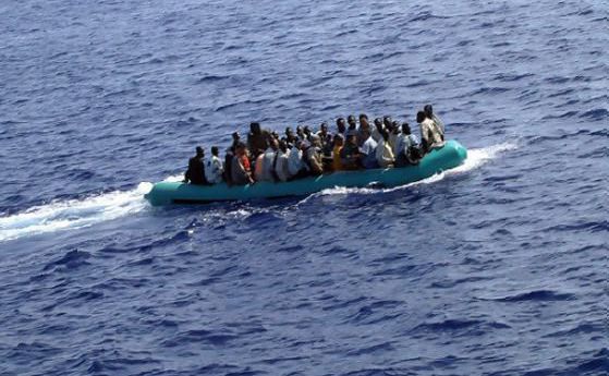 18 души загинаха при потъване на лодка в Средиземно море