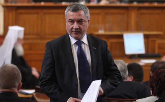 Симеонов прогнозира разцепление в ДПС след изключването на Местан