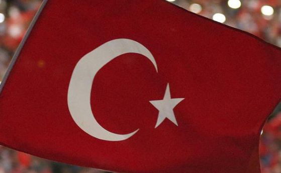 Хакери атакуват турските банки