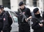 Арестуваха двама за подготовка на атентати в Анкара