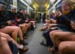 Руски комунисти: Съд за хората без гащи в метрото