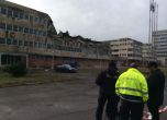 Част от сграда се срути в София