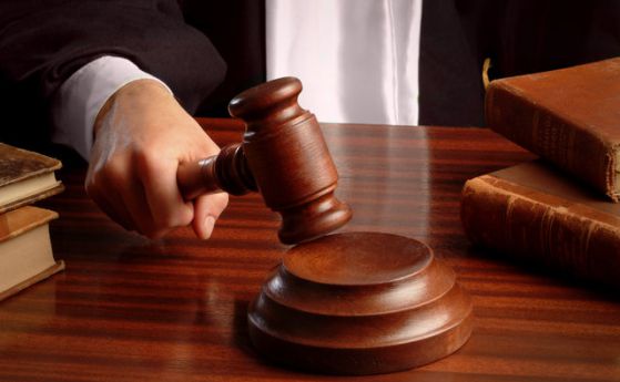 Съдиите поискаха обяснение от ВСС за "опраскването" на Найденова