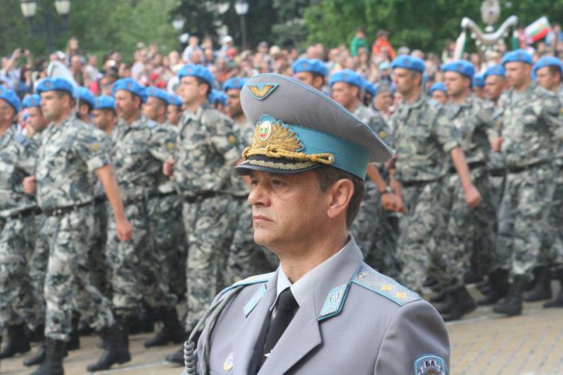 Бившият шеф на ВВС предложен за началник на отбраната