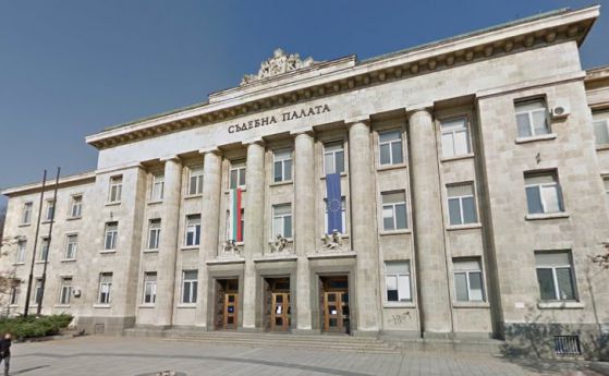20-годишен отива на съд за блудство с три малолетни деца