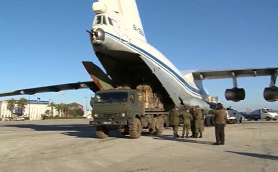 Русия достави с парашути 250 тона помощ на обсадени от Ислямска държава