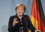 Меркел: ЕС трябва да помогне на Гърция с бежанската криза