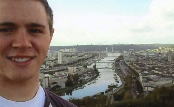 Американски тийнейджър преживя атентатите в Бостън, Париж и Брюксел