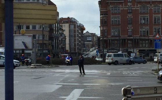 Експлозии и арестуван терорист при акция в Брюксел (обновена, видео)