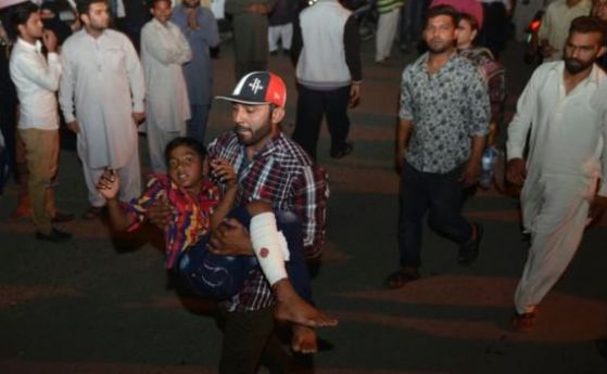 Над 70 жертви от атентата на Великден срещу християните в Пакистан