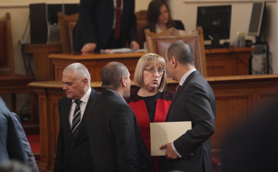 Кадиев: Цецка Цачева предложи арестувания шеф на ДАИ. Тя: Груба манипулация!
