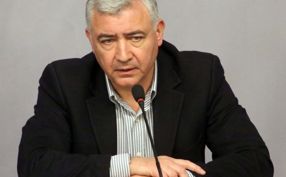 Мерджанов: Опитите на Бъчварова да се наложи удължават агонията на МВР