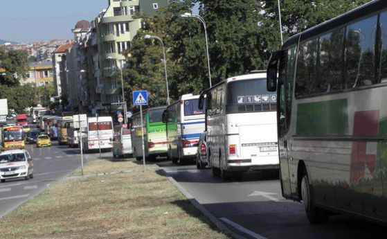 На 26 април автобусните превозвачи излизат на протест