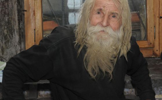 Дядо Добри се оттегли от света и заживя в Кремиковския манастир