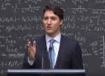 Канадският премиер изнесе на журналисти урок за квантовия компютър (видео)