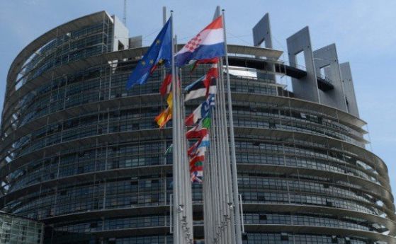 Шофьори на евродепутати са заподозрени за връзки с "Ислямска държава"
