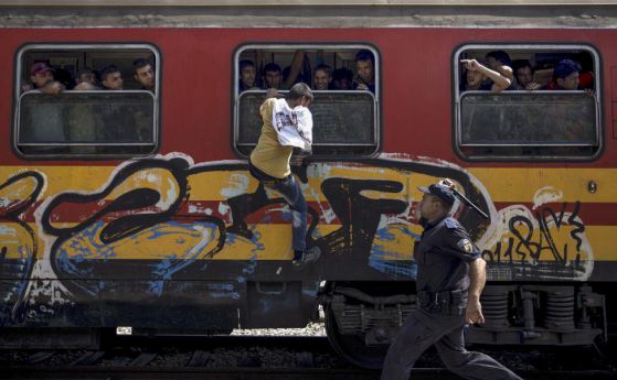 Български фотограф с "Пулицър" за снимки на бежанци