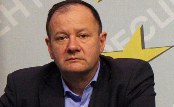Миков: Борисов управлява по закона на джунглата