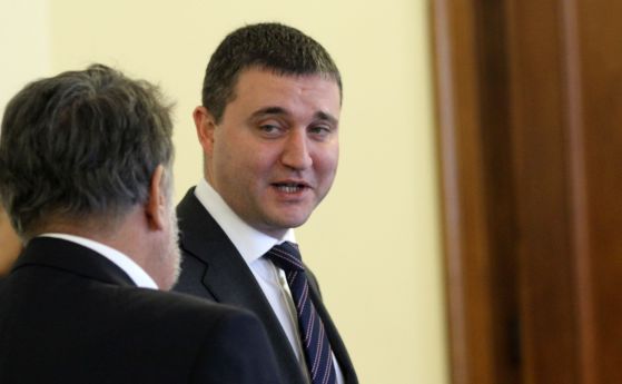 Горанов: Променяме КСО, за да не се окажем без пари за пенсии