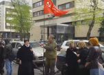 Прокремълски провокатори нападнаха деца и писателя Людмила Улицка в Москва (видео)