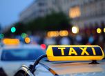 Таксиджия наби клиент във Велико Търново
