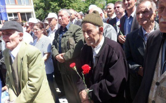 ДПС окупира Джебел, Местан иска Майските събития да са официален празник