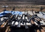 Оръжия за Близкия Изток се товарят на летище София