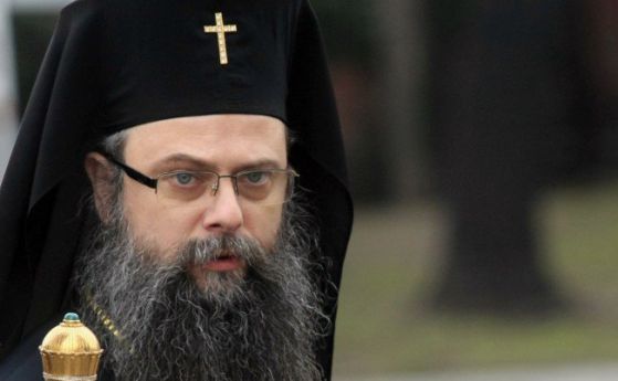 Миряни обвиняват митрополит Николай в канонични и финансови нарушения