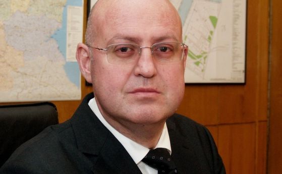 Зам.-министър обвинен за щети от милион на ЖП инфраструктура