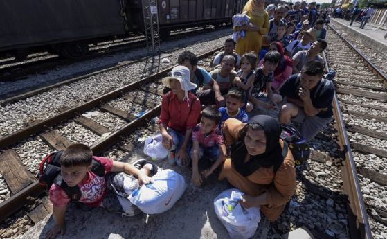 Турция призна за проблеми с бежанците по нашата граница