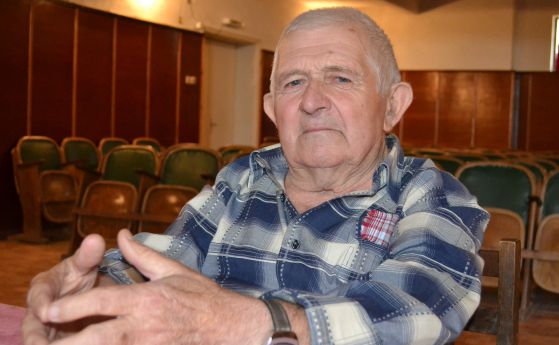 74-годишен мъж завърши Великотърновския университет