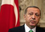 Ердоган спира делата за обида срещу него
