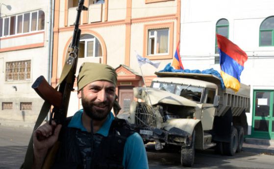 Въоръжената група, завзела полицейско поделение в Ереван, се предаде