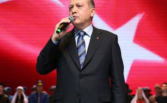 Най-обидната за Запада реч на Ердоган след опита за преврат в Турция