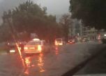 Мощна буря в Скопие: 15 загинали, откъснати села, 10 метра дупки