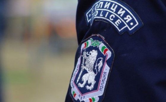 Полицията разтърва с изстрели ромски фамилии в Кюстендил
