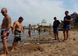 Мутри пазят „частния плаж на Доган“ от простосмъртни