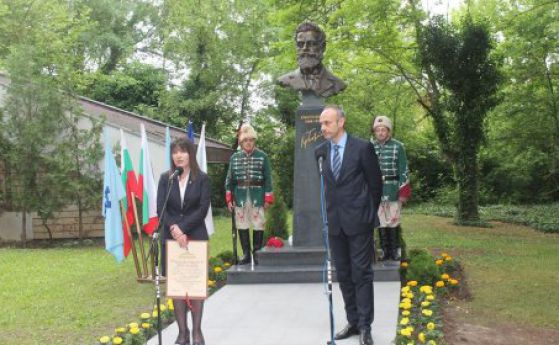 Каварна гласува 50 000 лева за изграждането на вече открит паметник на Ботев