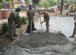 Американски войници ремонтират детска градина в село Кабиле (снимки)