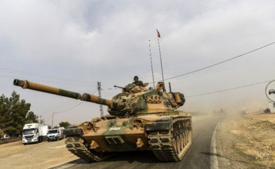 Турция вкара още танкове и военна техника в Сирия
