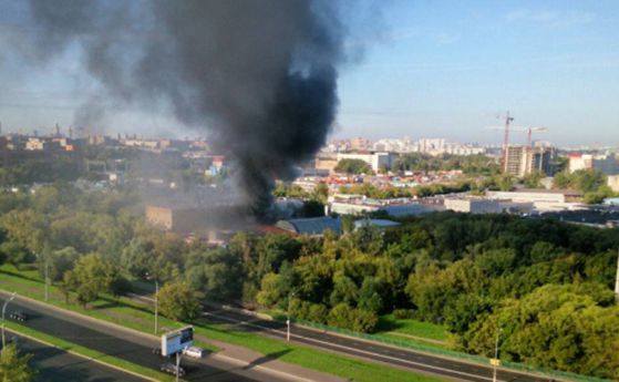 16 души загинаха при пожар в Москва