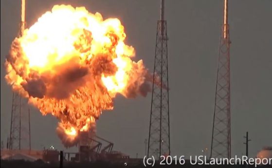 Сателит на Фейсбук за $200 млн. унищожен при избухването на ракетата на SpaceX