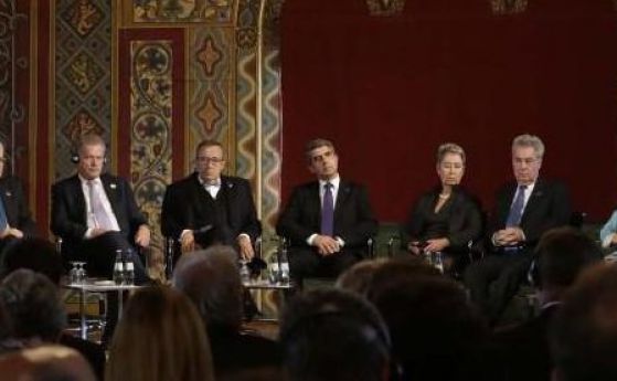 Плевнелиев събира 11 президенти в Пловдив, обсъждат тероризма и бежанската криза